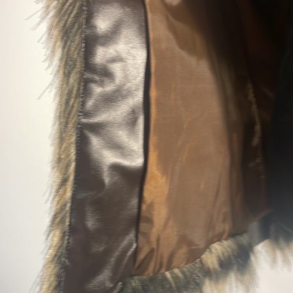 Miss London, Retro Faux Fur Vest, Size Medium, brown, Vintage look - Picture 5 of 11